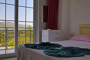 Villa | Bügeleisen/Bügelbrett, kostenloses WLAN, Bettwäsche