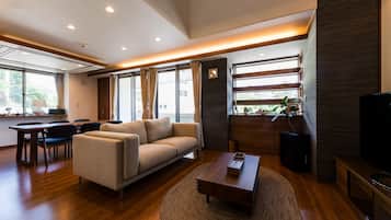 Villa | Living area | Flat-screen TV