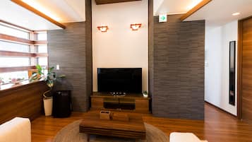 Villa | Living area | Flat-screen TV
