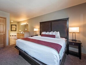 Room - Grand Timber Lodge Three Bedrooms 2/16/2025 - 2/23/2025 (Breckenridge)