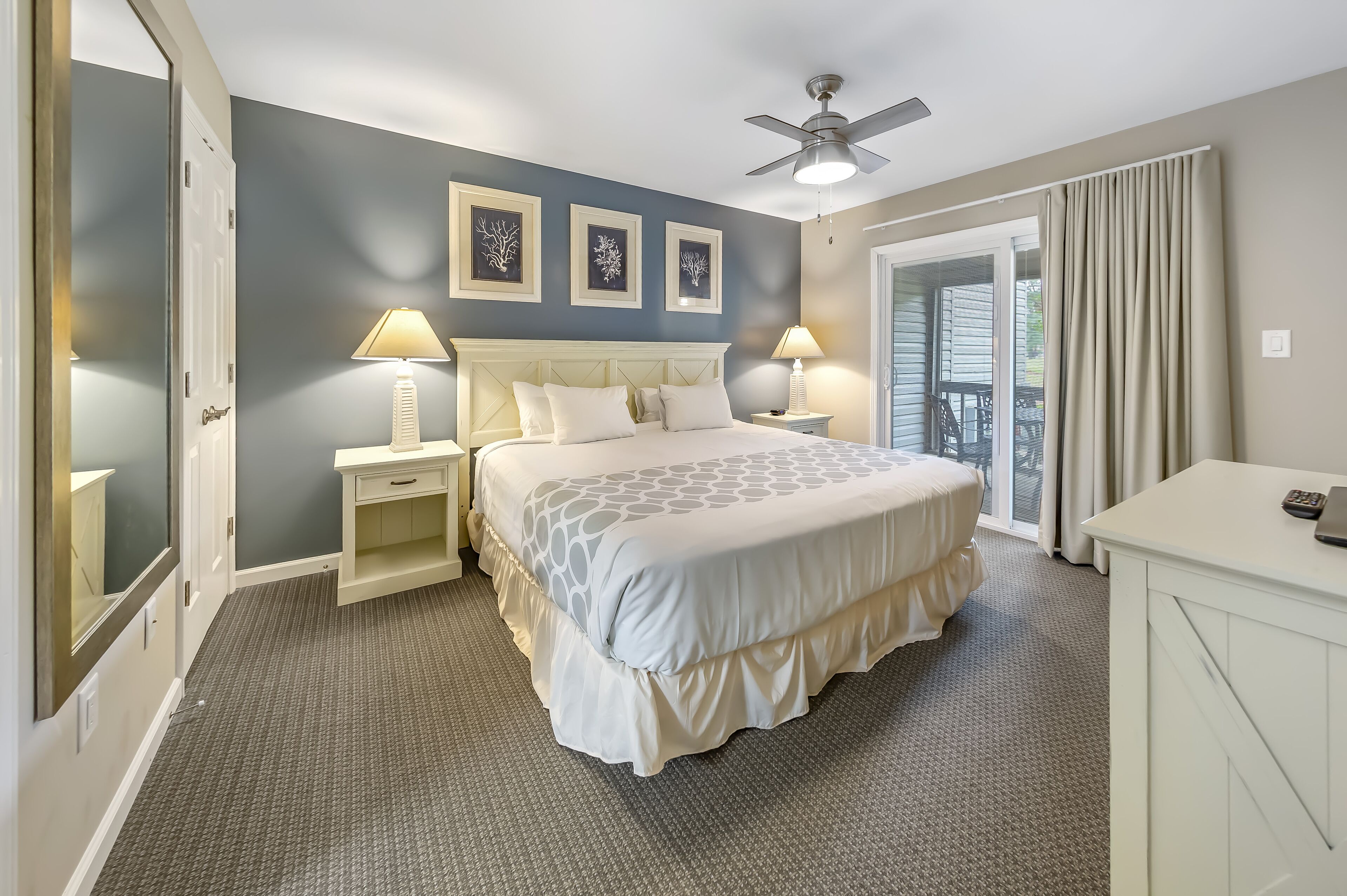 1 chambre, fer et planche à repasser, lit parapluie, Wi-Fi gratuit