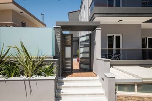 Property entrance - Sun Ray Luxury Apartments (Chania)