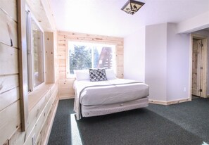 5 chambres, Wi-Fi gratuit, draps fournis