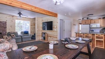 Televisor intel·ligent i llar de foc