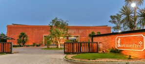 Exterior detail - Sansuntree (Lamphun)