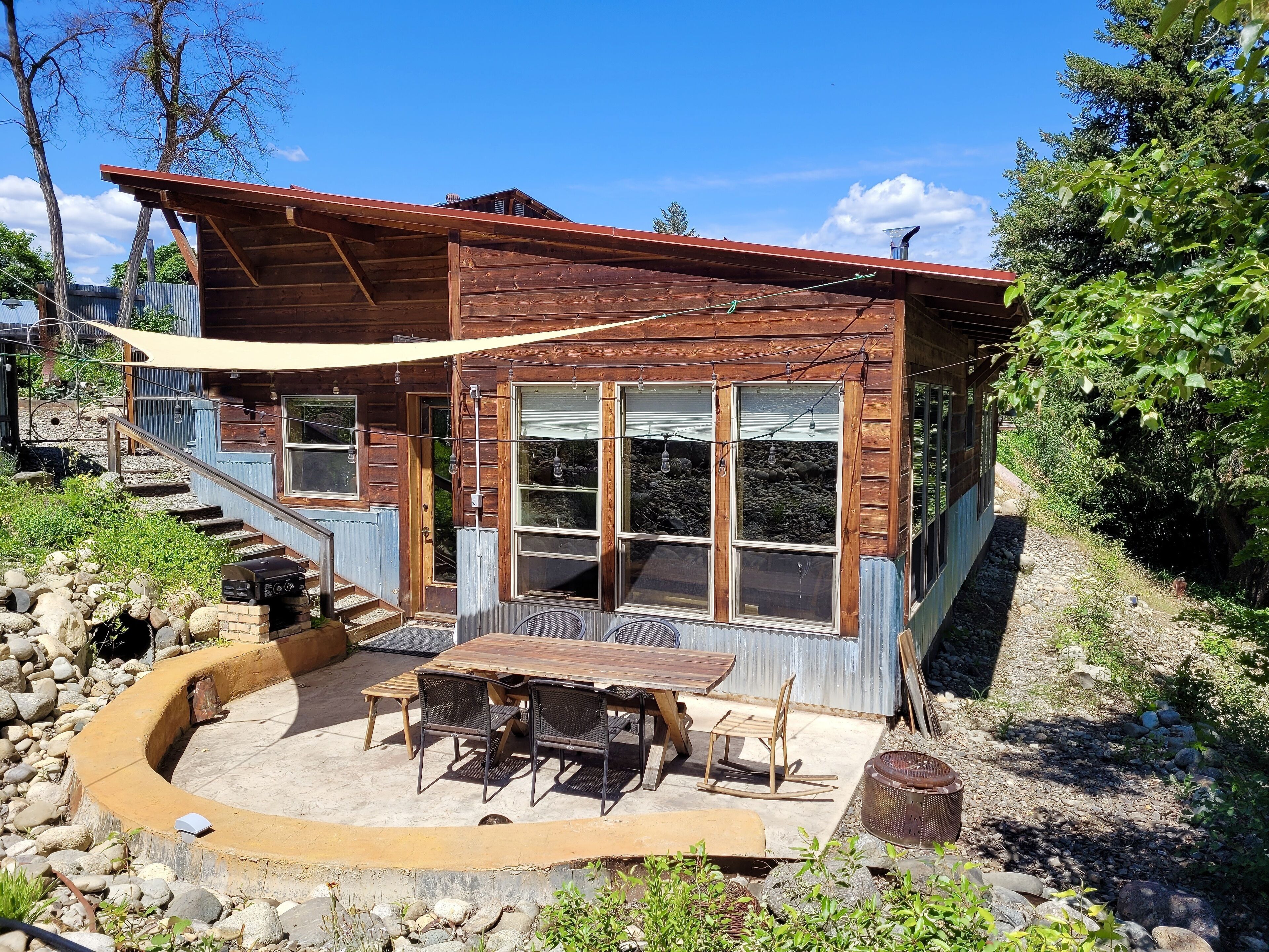 George's River House--On the Methow River and Minutes to Downtown Winthrop!