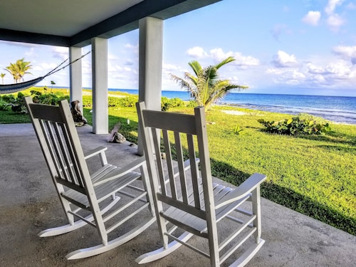 Coral Ridge House Studio Apt-Oceanfront Walkout Diving/Snorkel