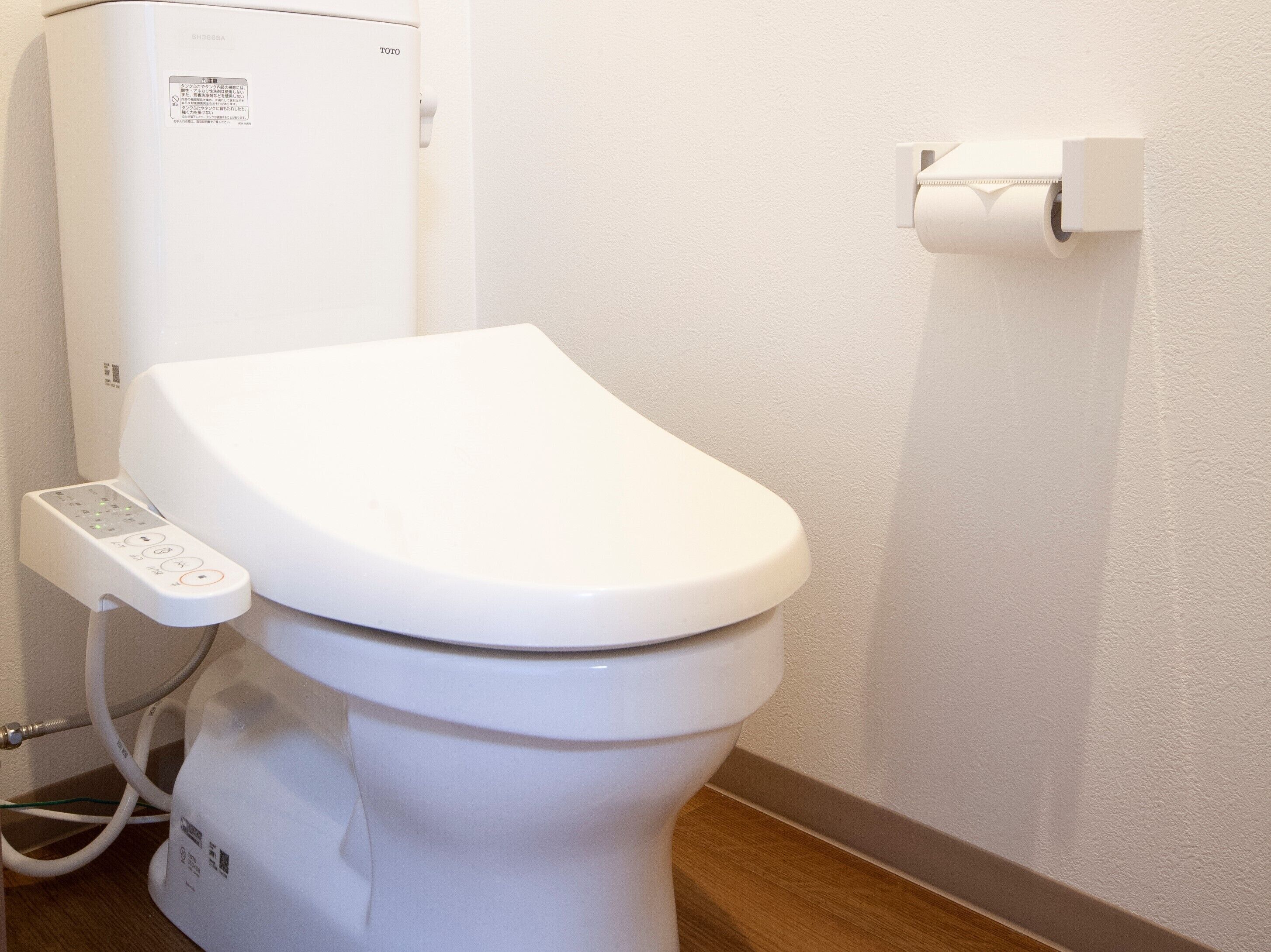 combined shower/bathtub, free toiletries, hair dryer, bathrobes