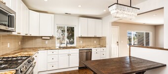 Beautiful Home in Willits!