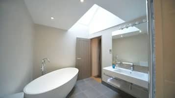 Chambre Double Supérieure, salle de bains attenante | Salle de bain