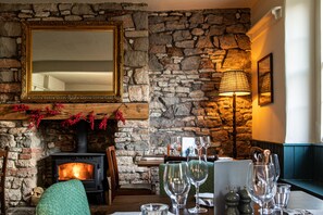 Restaurant - The George at Backwell (Bristol)