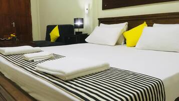 Escritorio, camas plegables/adicionales, wifi gratis y ropa de cama