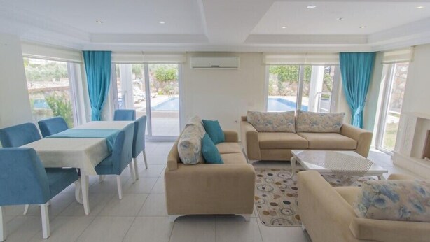 Villa, 3 soverom | Oppholdsområde | LCD-TV