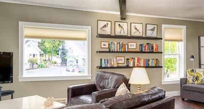 6 Bells: Harbor Springs Lodging for the Discerning Traveler