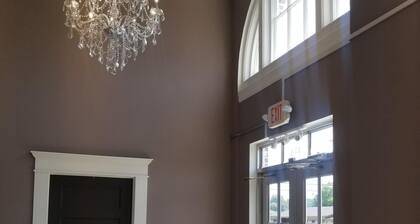 Postimieskortterit toisella ja päähenkilöllä - 2 tarinaa historiallisella alueella