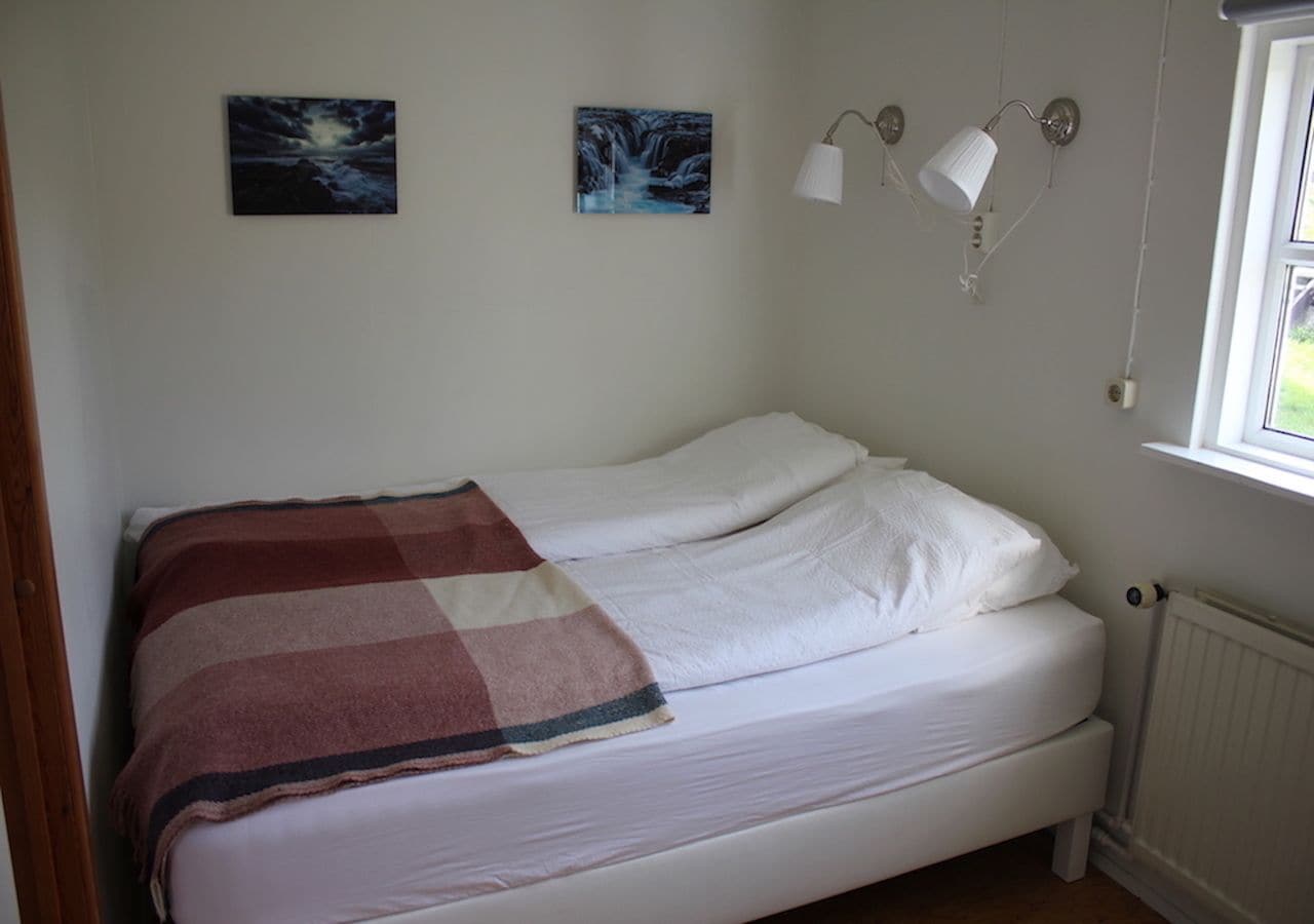 standard double room, 1 queen bed, shared bathroom (lækjarkot) | 1 bedroom, desk, blackout curtains, free wifi