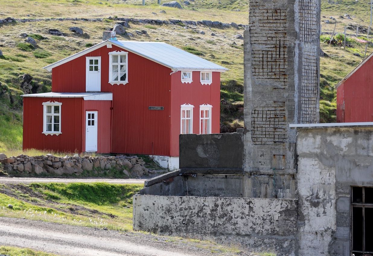 1 bedroom, desk, blackout curtains, free wifi