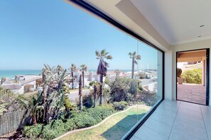 View from property - Luxury Beach Villa (Cape Town)