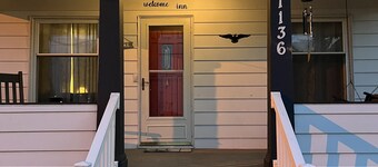 Fishing, Wineries, Beaches- Oh My! Near the Historic Ashtabula Harbor.