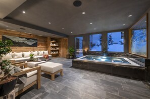 Indoor spa tub - Hôtel de Verbier SUP (Bagnes)