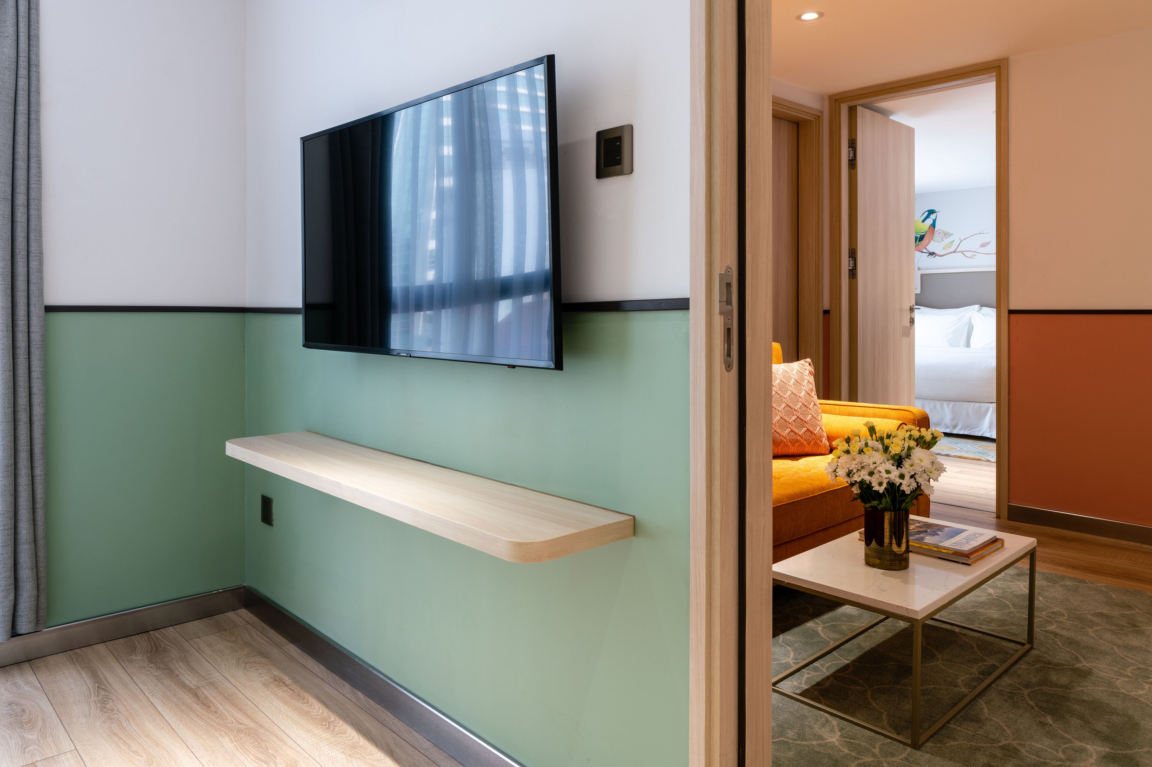 family connecting suite | television