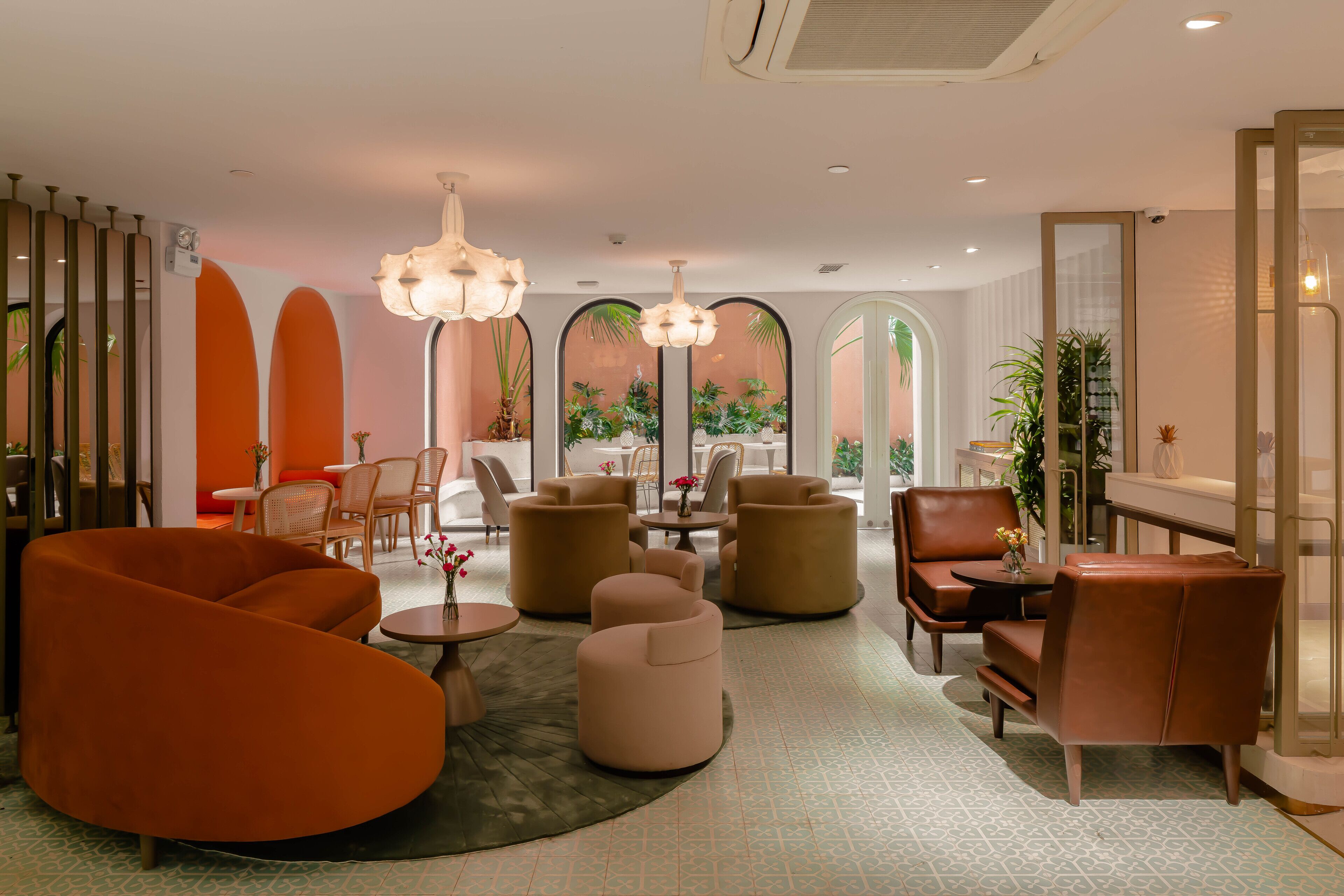 breakfast, lunch, dinner served; local and international cuisine