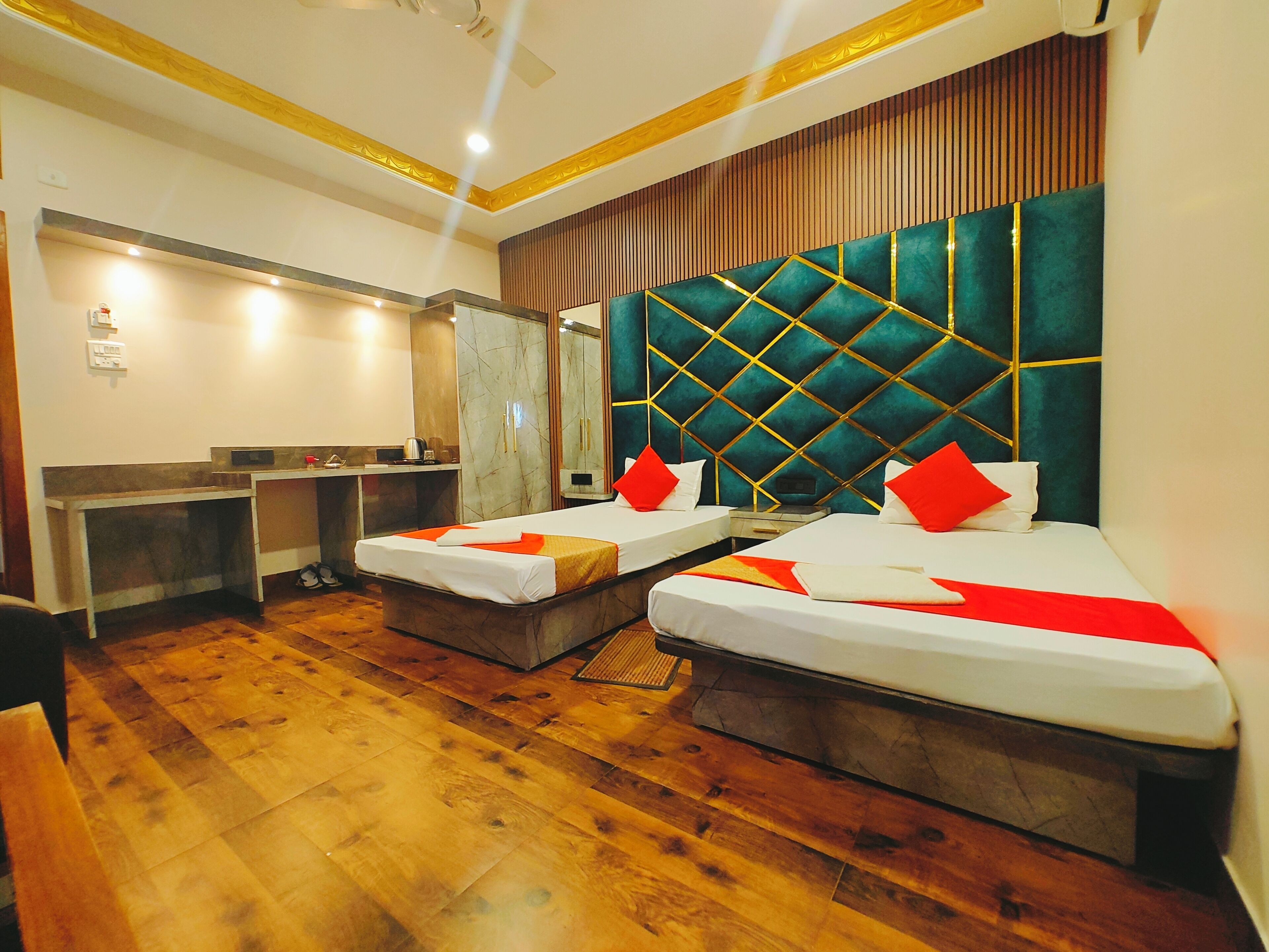 Deluxe Twin Room | Pillowtop beds, blackout drapes, iron/ironing board, free WiFi