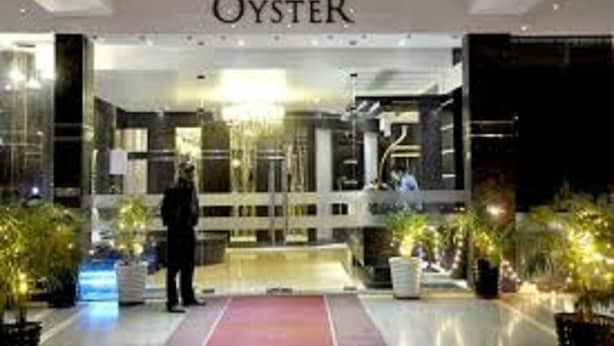 Porch - Oyster Hotel (Surat)