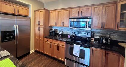 2 Bedroom Condo with a Breathtaking view of the Blue Ridge Mountains