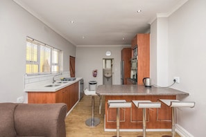 Apartment (4 Bedrooms) | Private kitchen