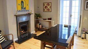 Living room - 2 Bedroom House in Islington (London)