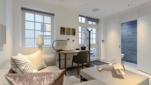 En 20-tommers TV med digitale kanaler