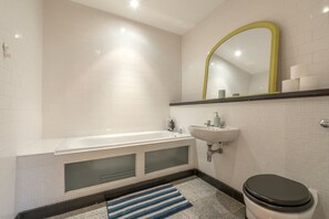 Apartamento (1 Bedroom) | Banheiro | Toalhas de banho