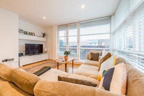 TV 20-inch có truyền hình kỹ thuật số 