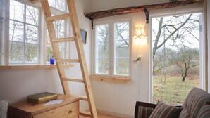 Uklassifisert bilde, 3 av 32, knapp