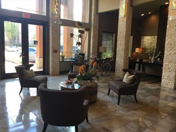 Interior - Spacious 1 Bedroom / 1 Bath condo in The Woodlands (The Woodlands)