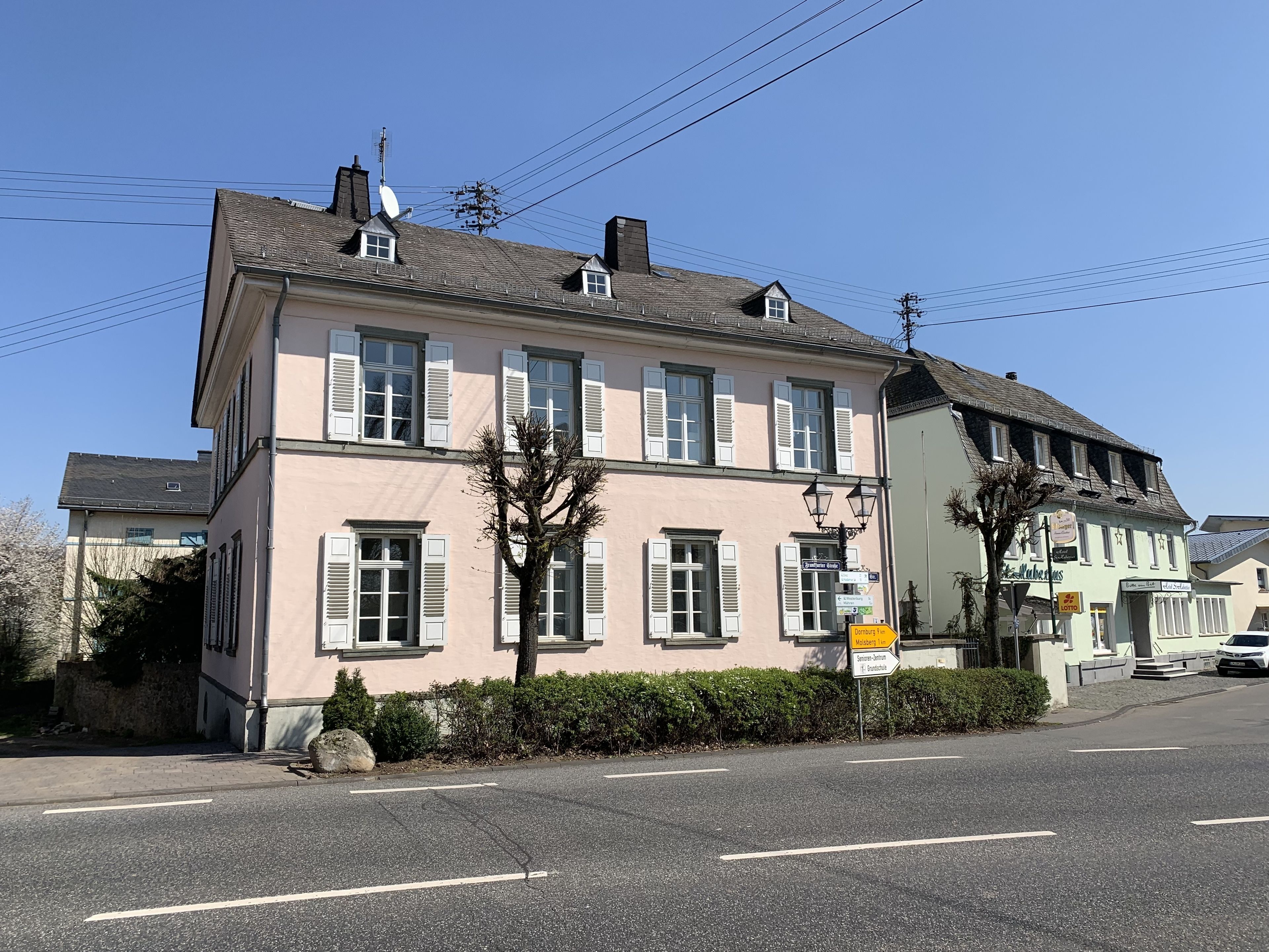 Overnatningsstedets facade