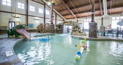 2 Bedroom Timber @ Christmas Mountain Village Resort, Golf/Ski, Wisconsin Dells