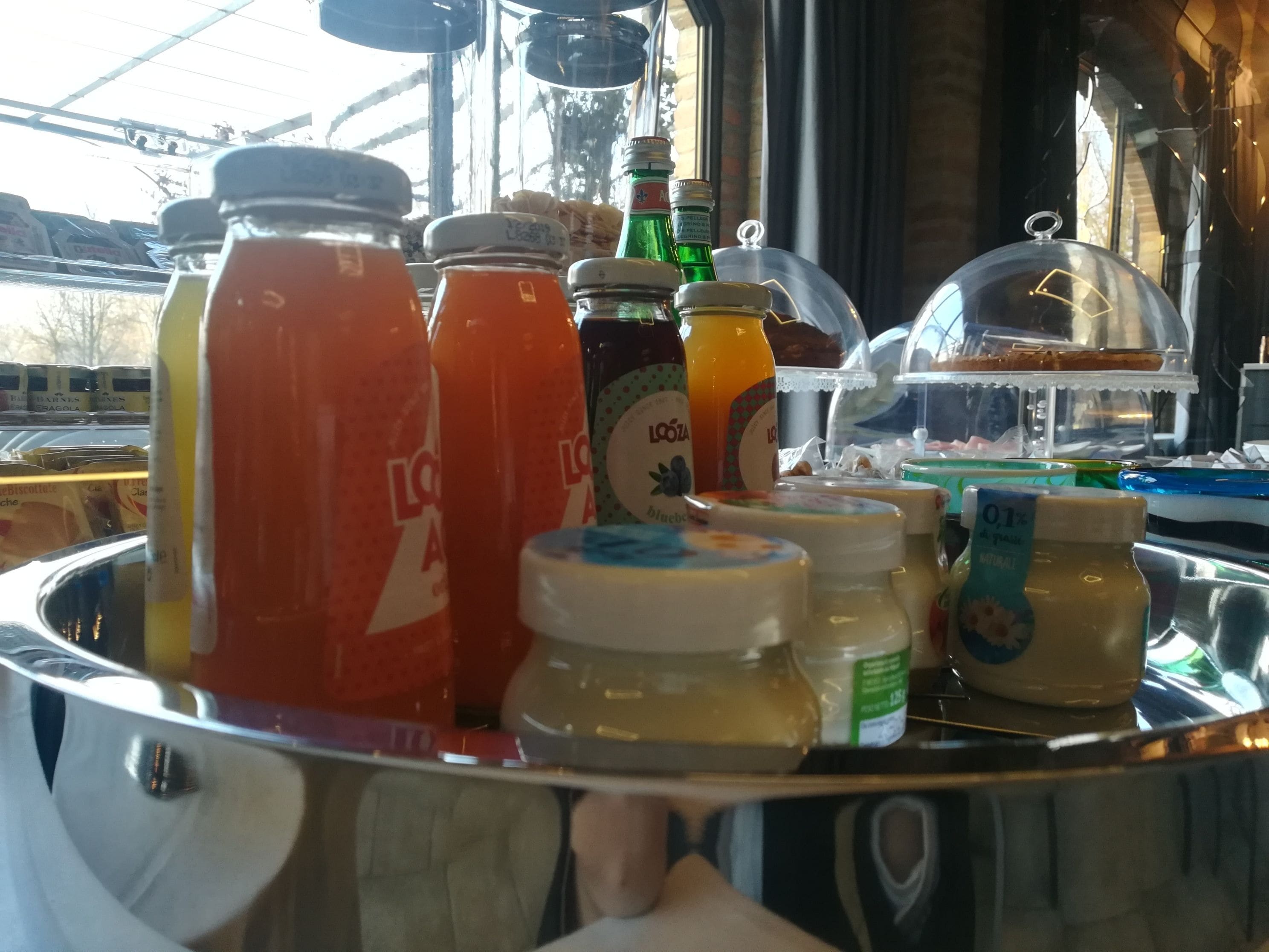 Tägliches inbegriffenes Frühstücksbuffet