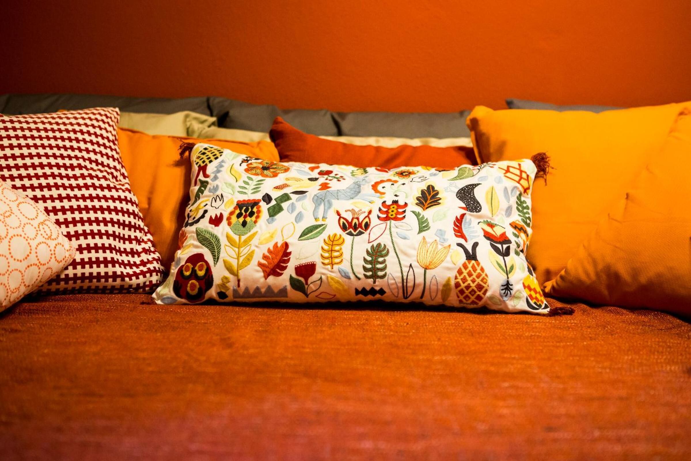 1 bedroom, hypo-allergenic bedding, individually decorated