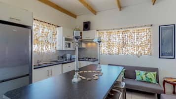 Nhà Tiêu chuẩn | Bếp riêng | Tủ lạnh, lò vi sóng, lò nướng, máy rửa bát