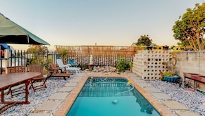 Piscina externa sazonal