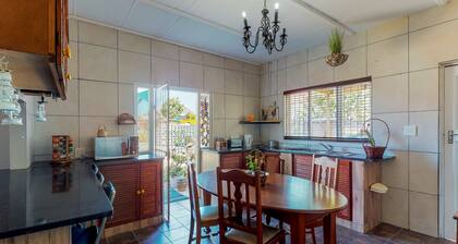 Seeberg Cottage C Hermanus