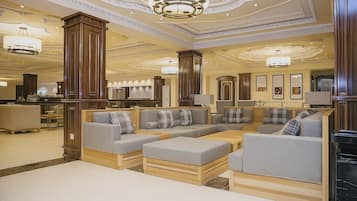 Coin salon dans le hall