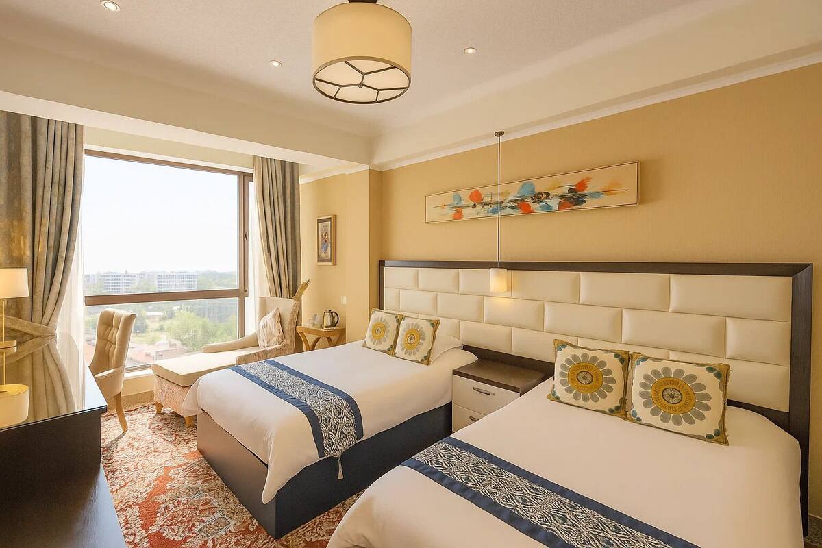 standard double or twin room | in-room safe, desk, blackout curtains, soundproofing