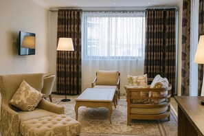 Junior Suite | Living area | LED TV - Atlas Hotel (Dushanbe)