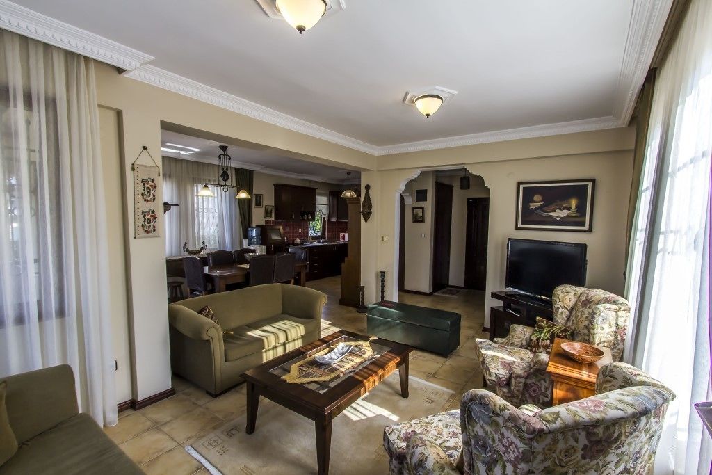 Villa | Living room | LCD TV