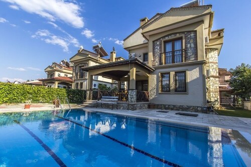 Villa Ilgın by Villamnet