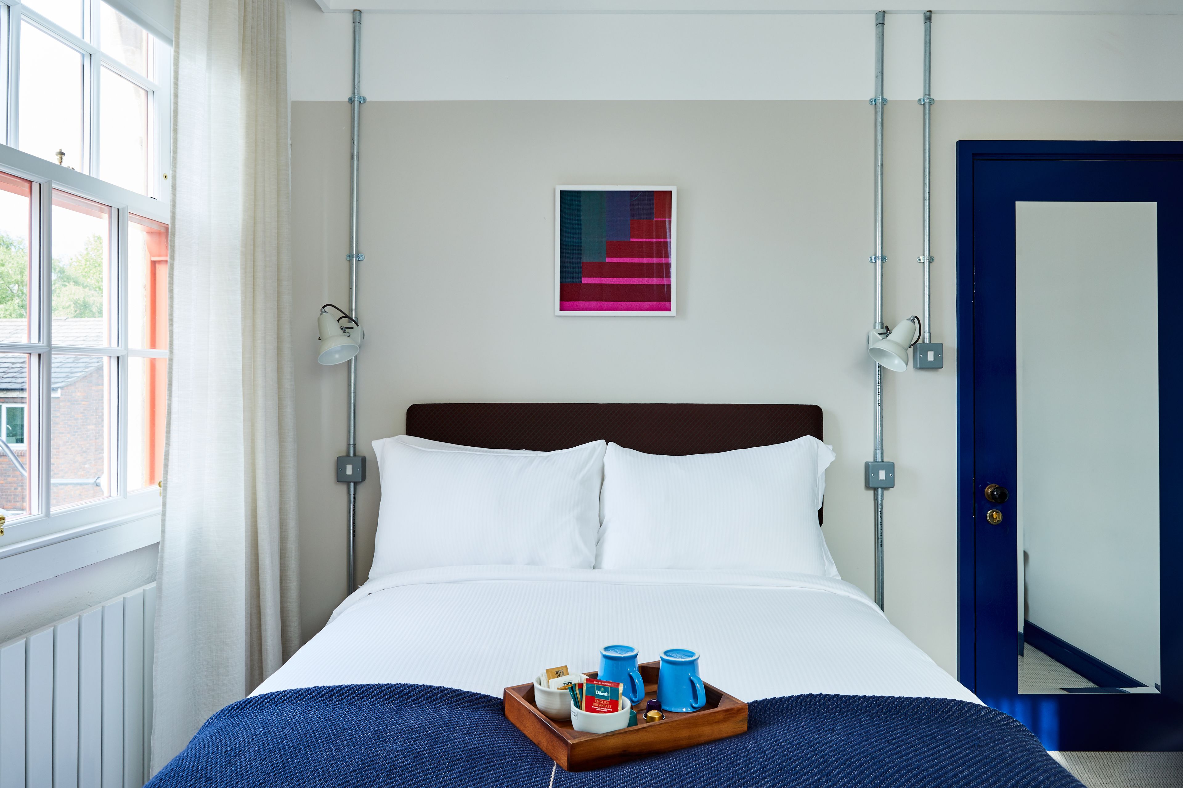 basic double room, 1 double bed, non smoking | iron/ironing board, free wifi, bed sheets