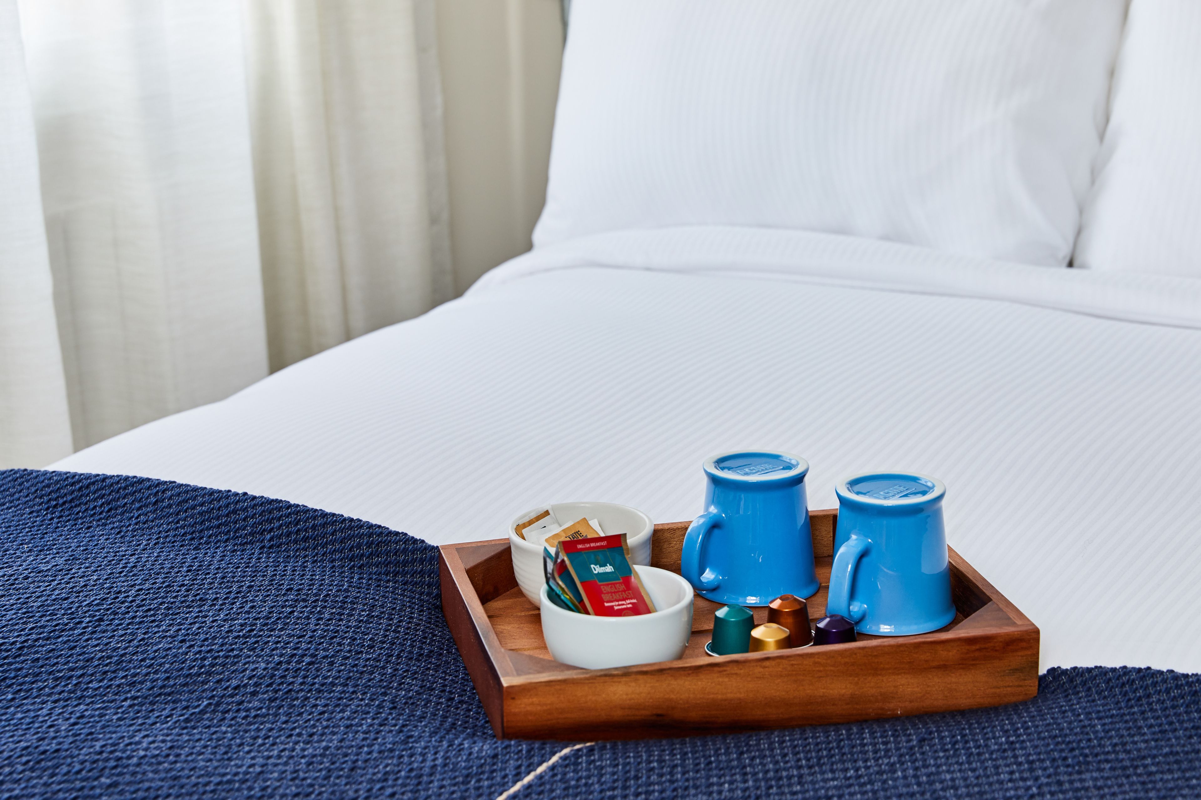 basic double room, 1 double bed, non smoking | iron/ironing board, free wifi, bed sheets